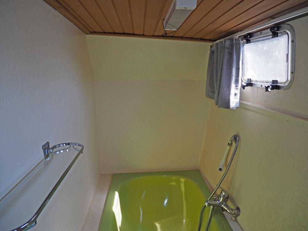 Achterkaj&uuml;te, Innenausstattung